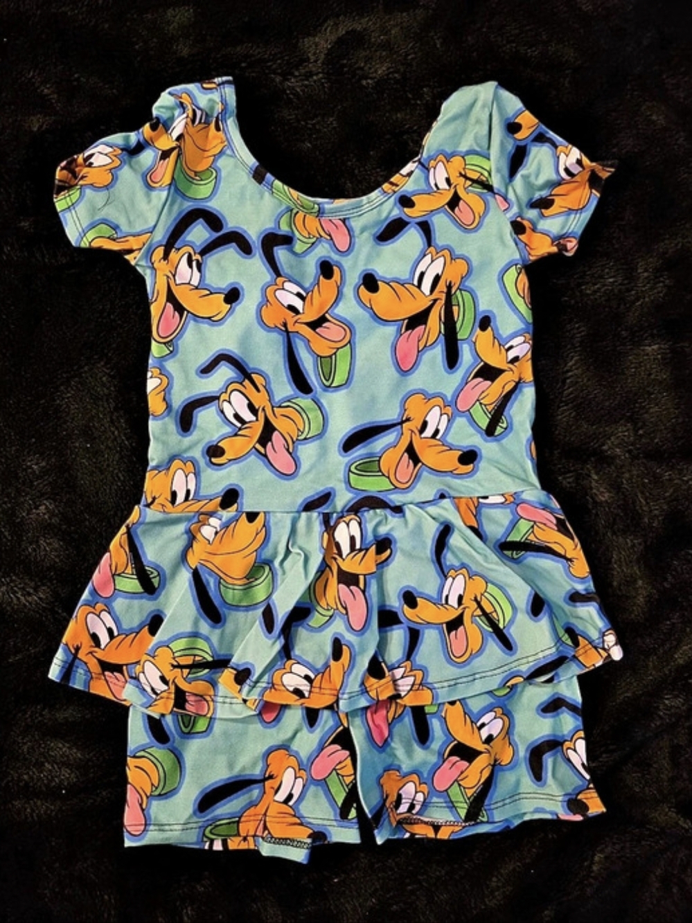Wild Rich Kids Pluto Faces Romper Girls 9/10 NWOT